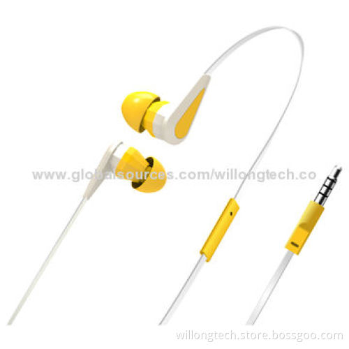 Noise-cancelling Stereo Earphones for Music Players with 5mW Maximum Power